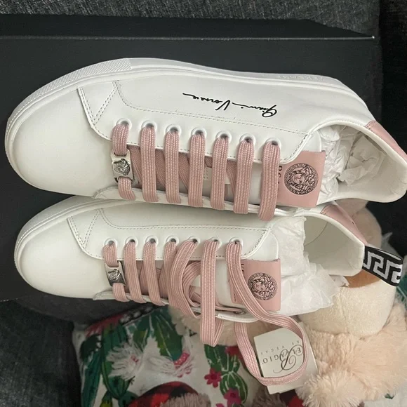 authentic Versace sneakers size 38.5 - Picture 3 of 11